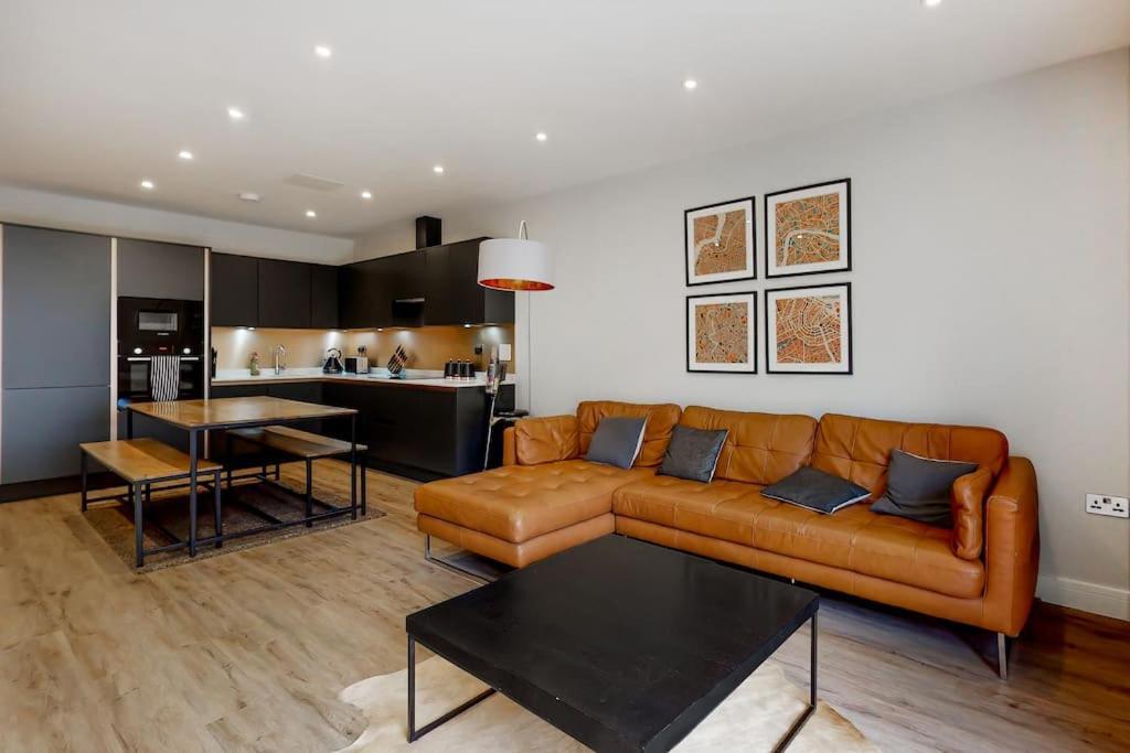 Stylish 2Bed Flat 10Min To Wimbledon Tennis Courts 伦敦 外观 照片